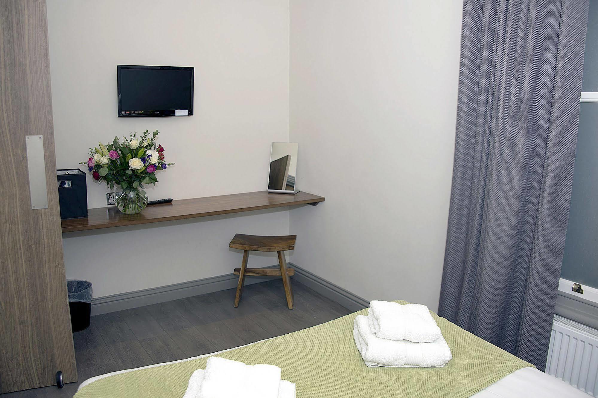 Base Apartamentos con servicio - City Road Chester Exterior foto